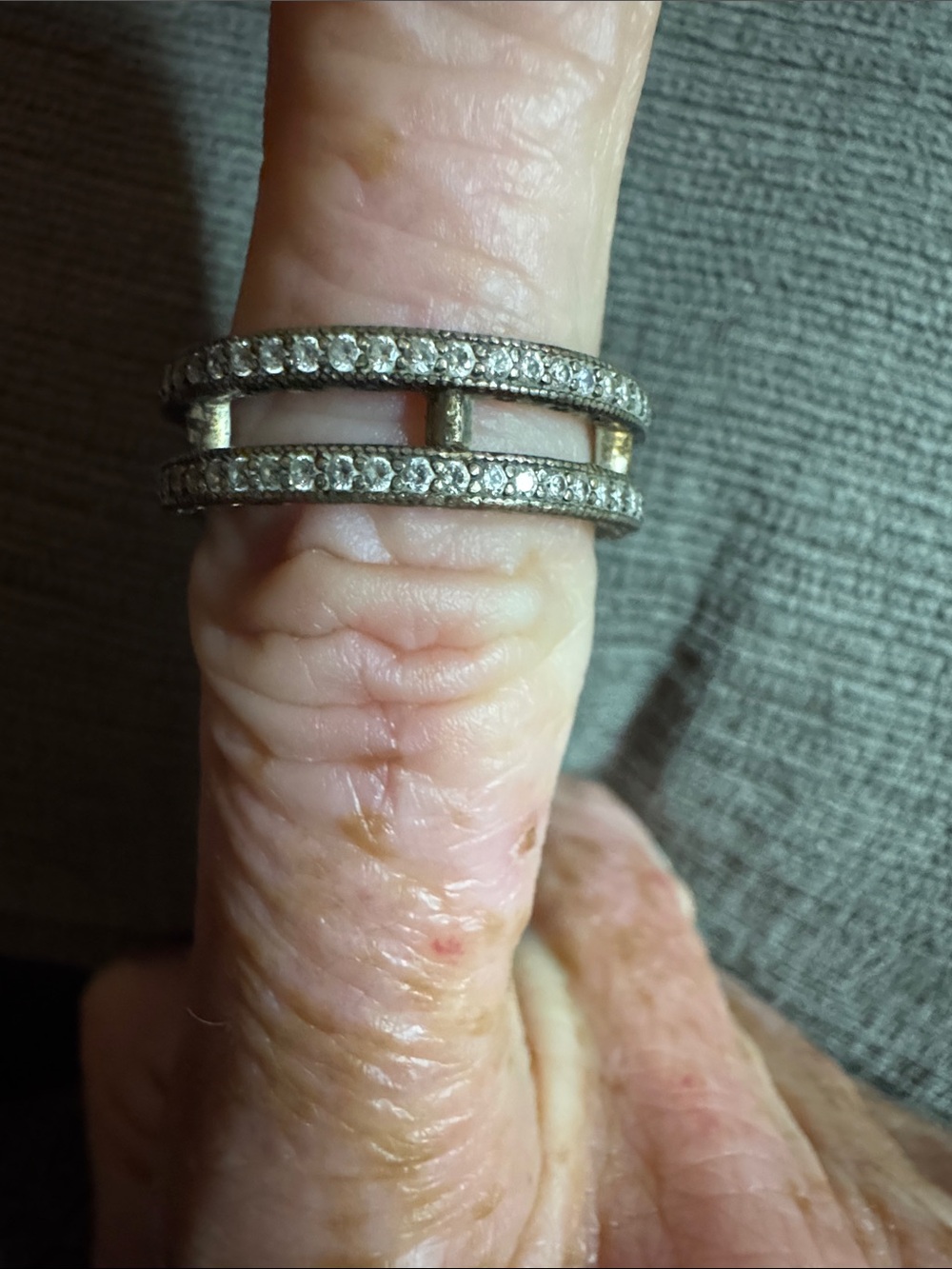 Authentic Pandora Sterling Silver Sparkling Pavé Triple Band Ring Size 9 (60)